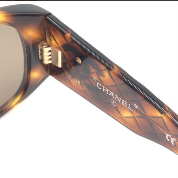 CHANEL iCONiC Tortoise Shell Brown Quilted CC Logo Sunglasses W/Case 💯AuThEnTiC - Picture 7 of 16